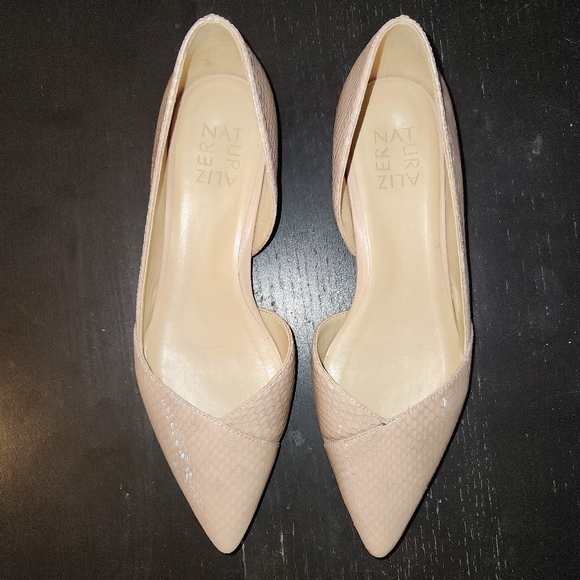 Naturalizer Point Toe Flats, Nude snake 😍🐍 Like new! Size 7 - Picture 2 of 10